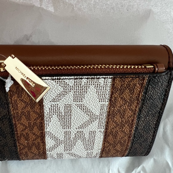 Michael kors wallet - Picture 7 of 9